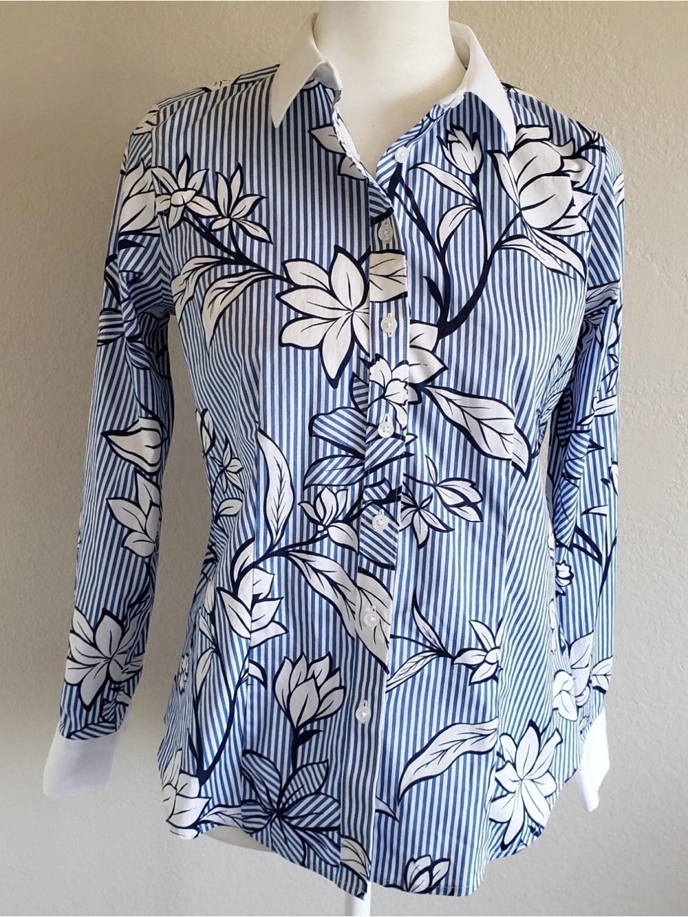 Talbots Blue & White Floral Stripe Button-Down Shirt